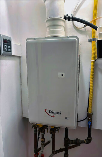 https://nollamarahotwater.com.au/uploads/2025/06/hot-water-87450.jpg