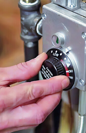 https://nollamarahotwater.com.au/uploads/2025/06/hot-water-installs-57724.jpg