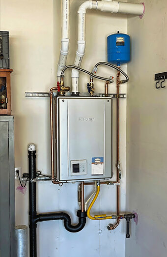 https://nollamarahotwater.com.au/uploads/2025/06/instant-hot-water-systems-98444.jpg